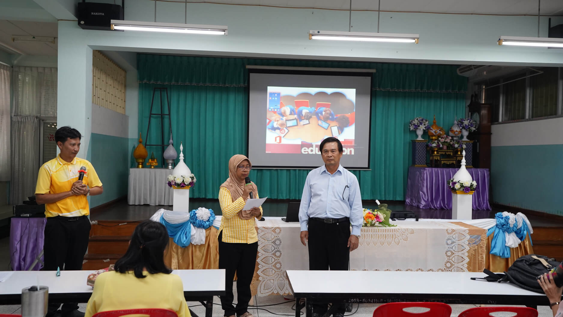 Metro-csr-Surao-Charakhe-Khop-School-4